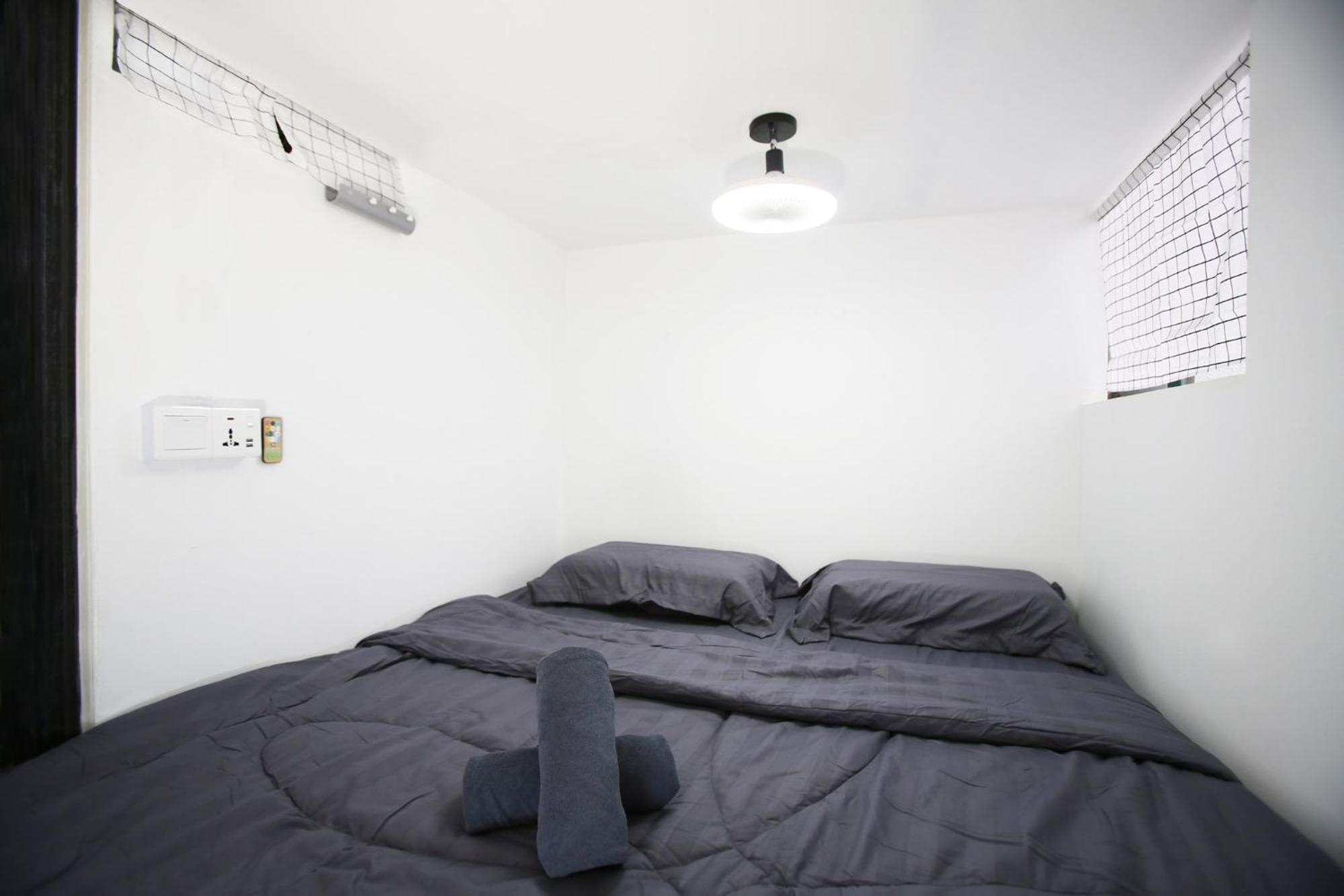 Hangoutspacez Queensbay At Bayan Lepas Penang Exterior foto